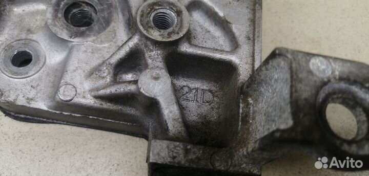 Кронштейн ролика Impreza (G12) 2007-2012