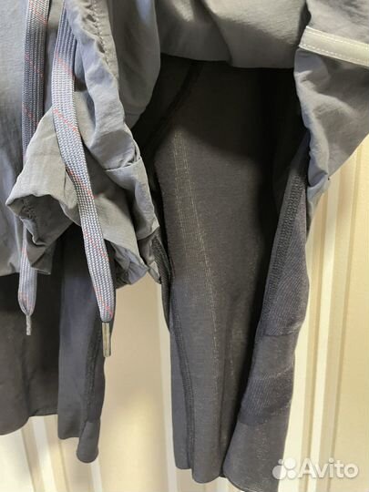 Шорты женские 46 M EA7 Emporio Armani Reebok