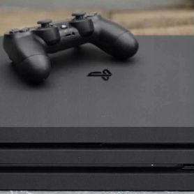 Sony playstation 4 pro 1tb с играми