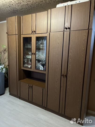 Стенка в гостиную бу