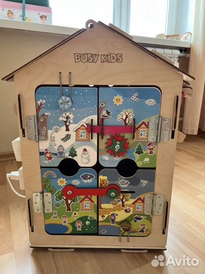 Бизиборд домик детский