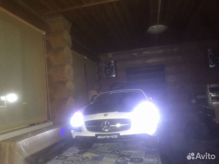 Детский электромобиль бу