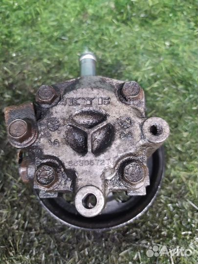 Насос компрессор гур Mitsubishi Outlander XL