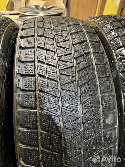 Bridgestone Blizzak DM-V2 235/55 R18