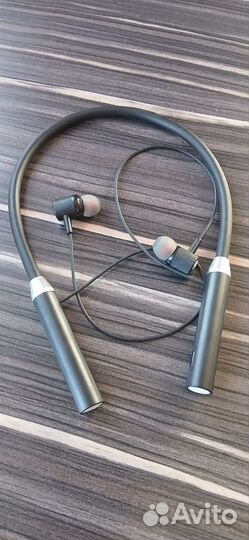 Беспроводные наушники