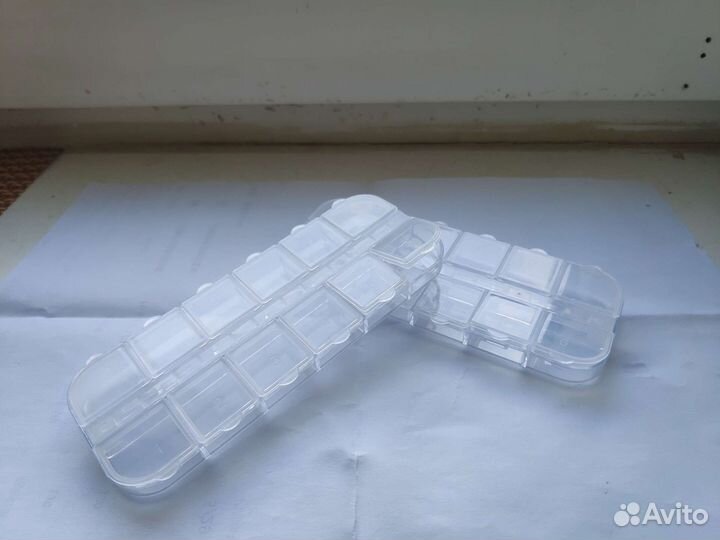 Пластиковые коробочки