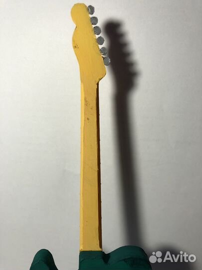 Мини модель гитары