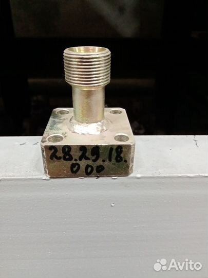 Запчасти Амкодор Переходник 28.29.18.000