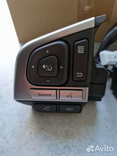 Кнопки на руль Subaru Forester SJG