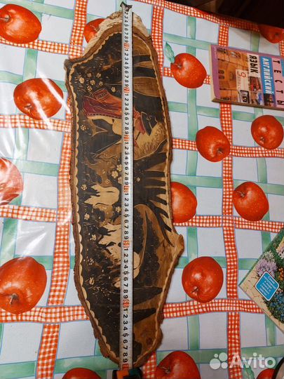 Антикварная картина на дереве