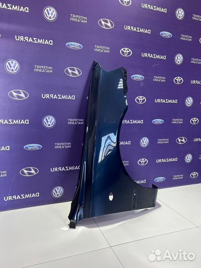 Крыло Hyundai Accent правое /темно - синий