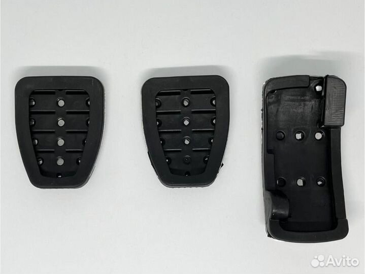 Накладки на педали для Nissan