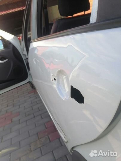 Дверь задняя правая калина уневирсал