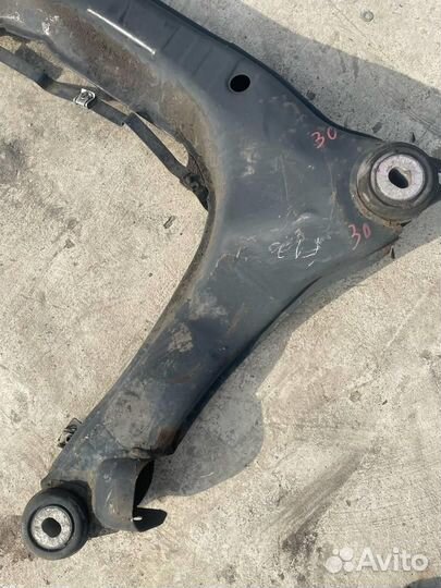 Подрамник передний 8E0399313BD