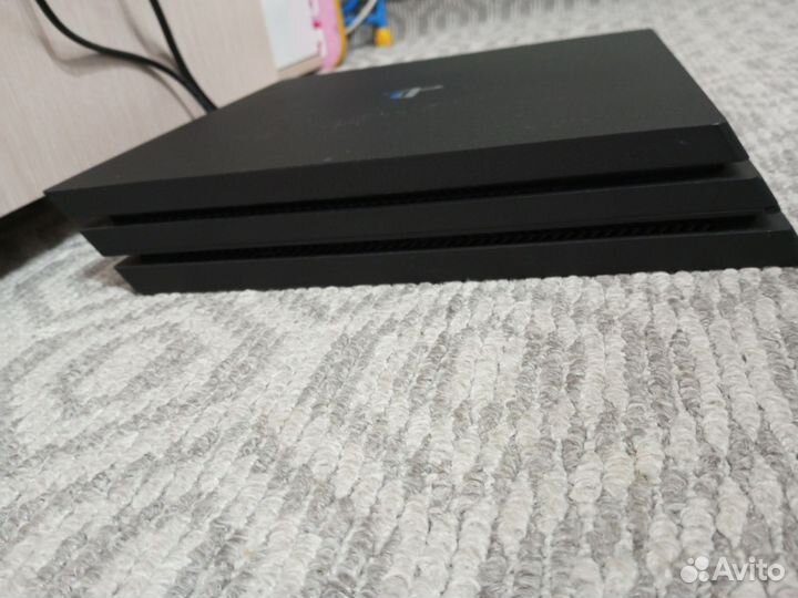 Sony playstation 4 PS4 pro