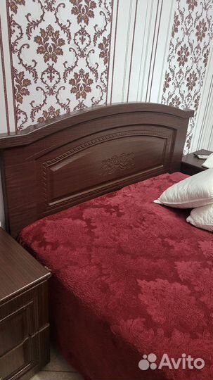 Спальный гарнитур