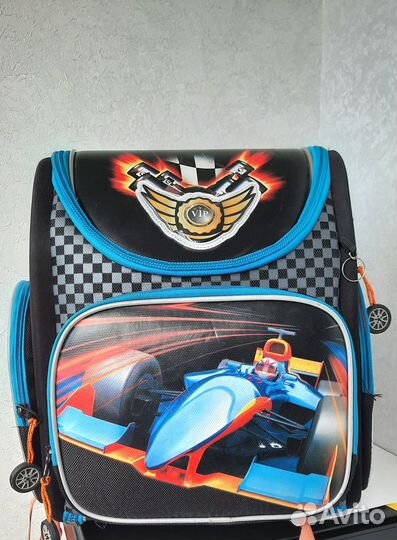 Школьный рюкзак grizzly