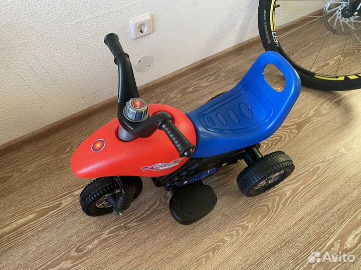 Электроскутер (мотоцикл) детский