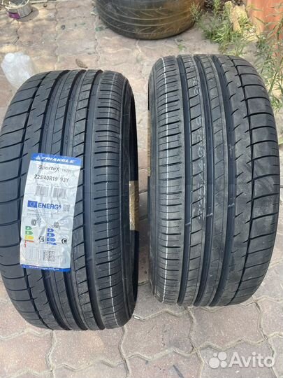 Triangle Sports TH201 225/40 R19 93Y