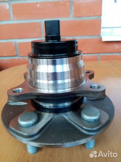 Ступица с датчиком 89543-30260 Lexus GS (S19)