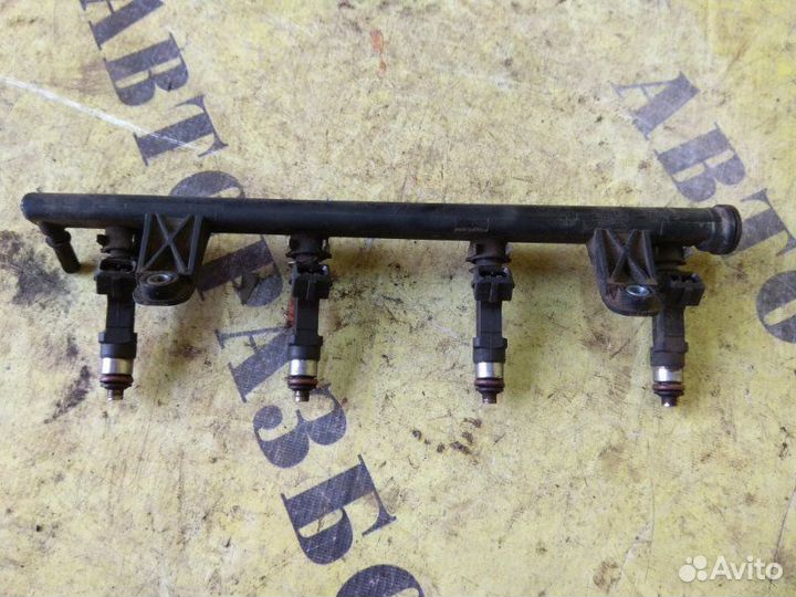 Рейка топливная (рампа) Renault Logan 2005-2014