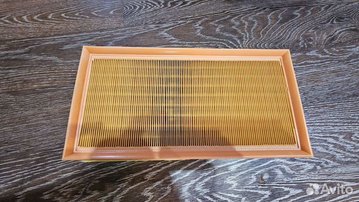 Воздушный фильтр Mann