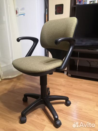 Компьютерное кресло бу