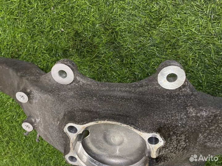 Поворотный кулак передний левый Bmw 5 F10 2.5 N52