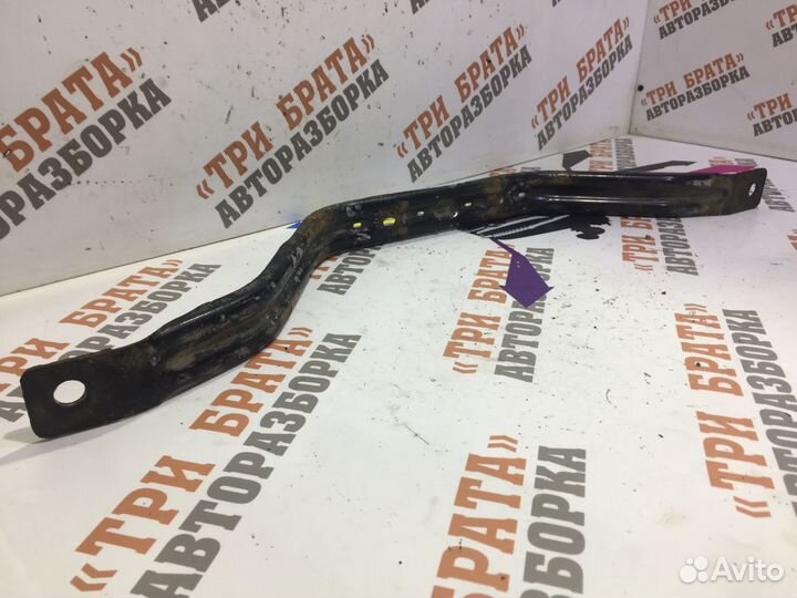 Форд S-Max Держатель бака