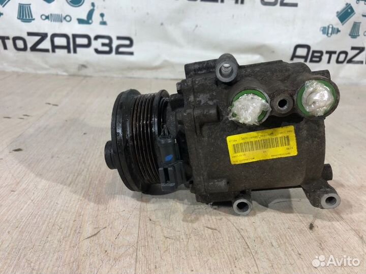 Компрессор кондиционера Ford Fusion fyja 2007