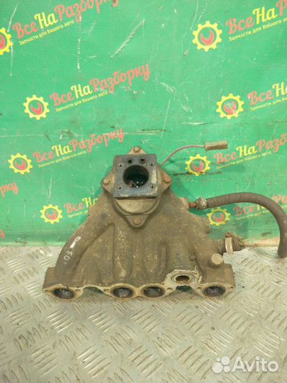 Впускной коллектор Volkswagen Passat B3 универсал