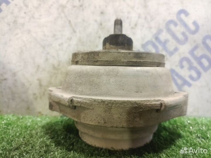 Подушка двигателя Bmw X5 кроссовер 3.0 M54 2001