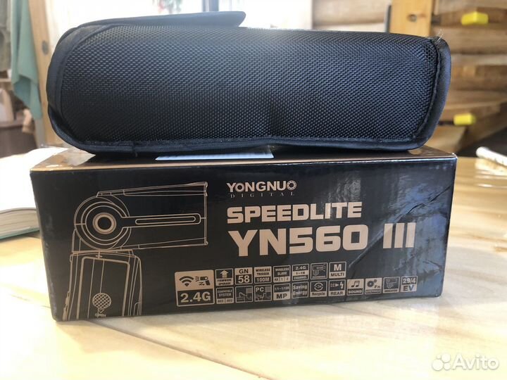 Yongnuo YN560 III вспышка