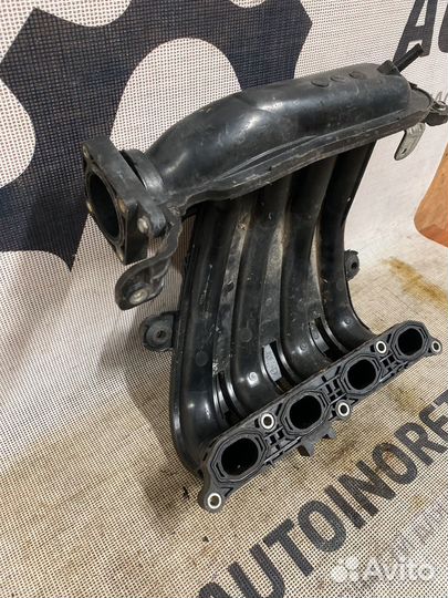 Впускной коллектор Nissan Tiida 1.6 14001EE00B