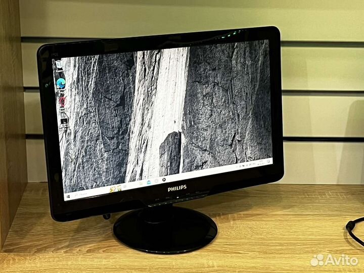 Идеальный монитор в офис. Phillips