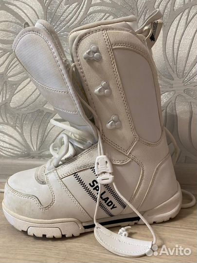 Сноубордические ботинки