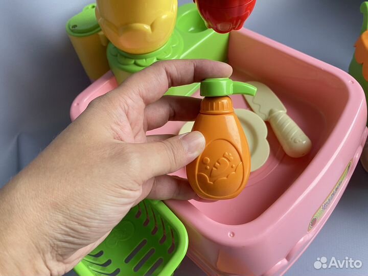 Кухонная раковина с водой Детская кухня