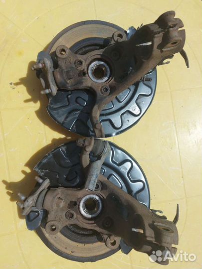 Правый поворотный кулак Octavia A7, A3 8V, Golf 7