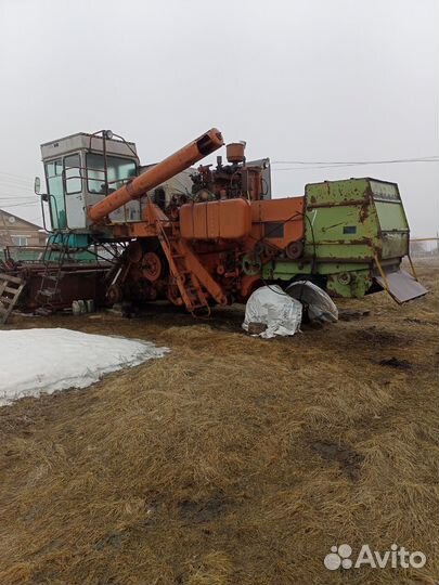 Комбайн Нива-Сельхозтехника СКА-5, 1992