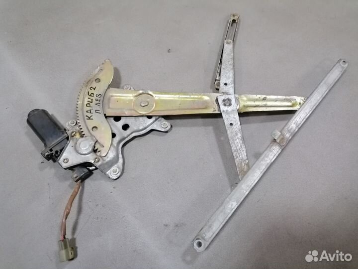 Стеклоп.передний левый Toyota Sprinter Carib II