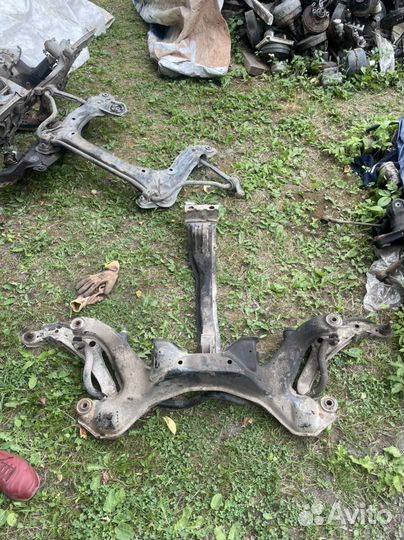 Балка пепедняя ниссан примьера р10