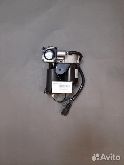 Компрессор Range Rover Discovery 4 Hitachi new