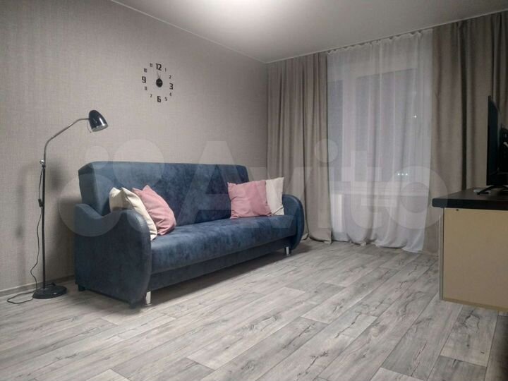 2-к. квартира, 45 м², 7/17 эт.