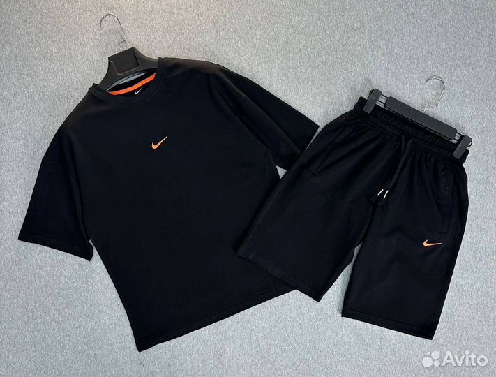 Футболка и шорты Nike