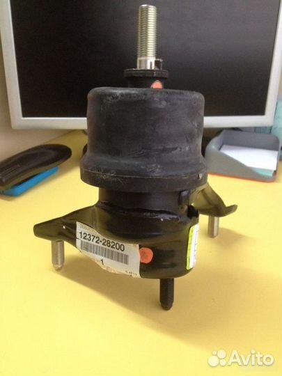 Опора двигателя левая Toyota Camry V40 2azfe