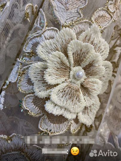 Тюль и бархат с вышивкой компаньоны