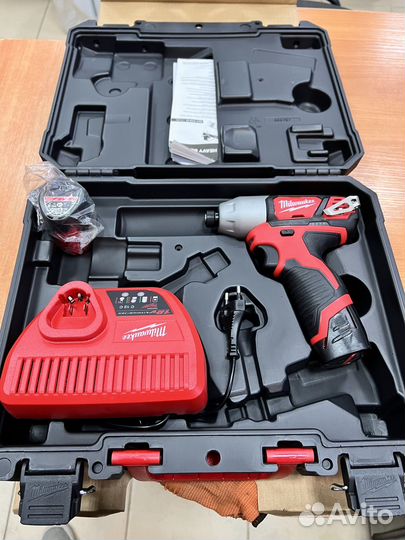 Шуруповерт импакт Винтоверт milwaukee m12 bid-202c