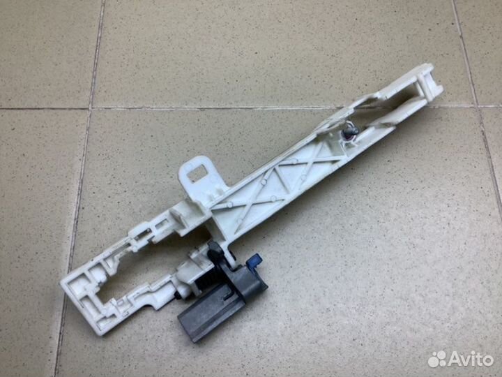 Кронштейн ручки Honda Accord 8 2008-2015