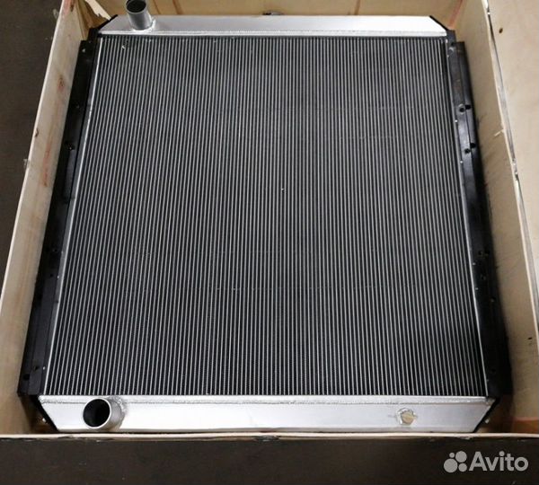 Радиатор водяной Hitachi EX200-2