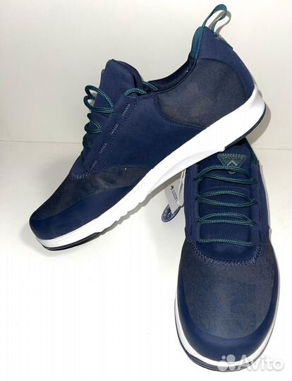 Кроссовки новые Lacoste оригинал 42